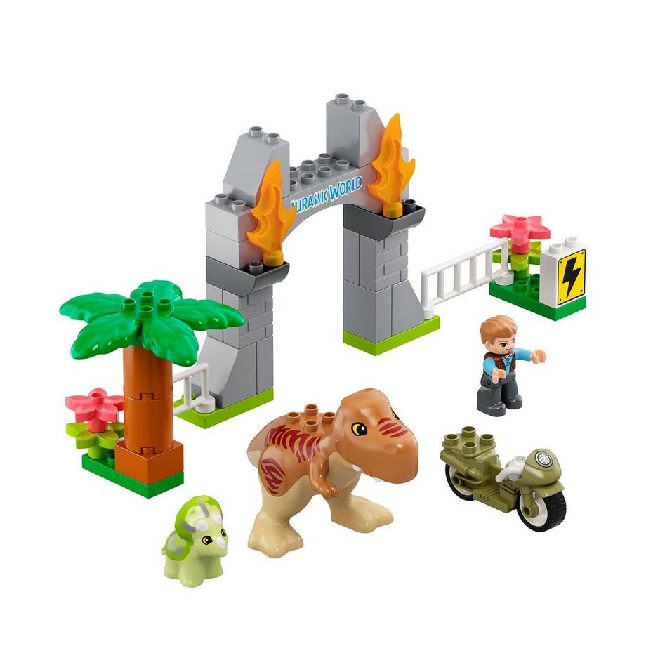 LEGO®  10939 Fuga del T.rex e del Triceratopo 