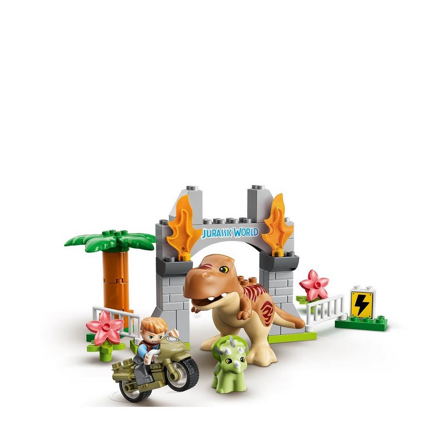 LEGO®  10939 Fuga del T.rex e del Triceratopo 