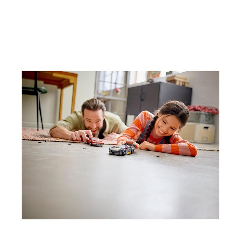 LEGO®  76903 Chevrolet Corvette C8.R e 1968 Chevrolet Corvette 