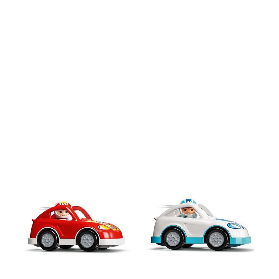 LEGO®  10947 Les voitures de course 