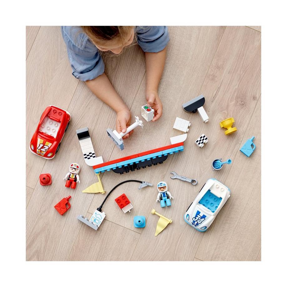 LEGO®  10947 Les voitures de course 