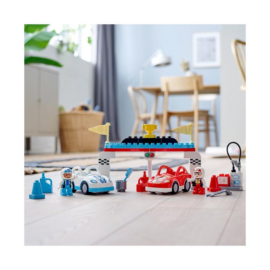 LEGO®  10947 Les voitures de course 