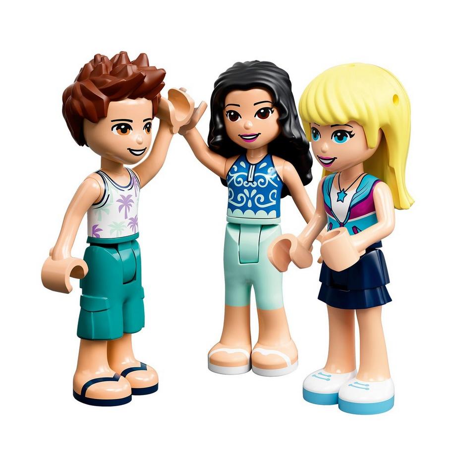 LEGO®  41681  Camper Van nel bosco con barca a vela 