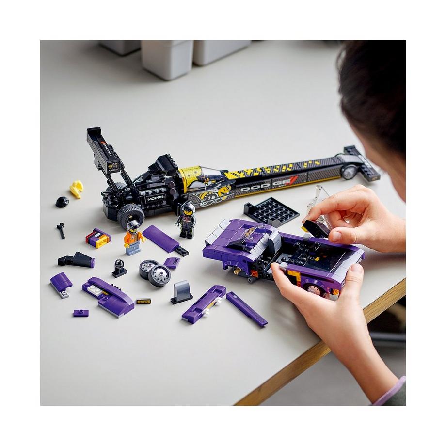 LEGO®  76904 Mopar Dodge SRT Top Fuel Dragster e 1970 Dodge Challenger 