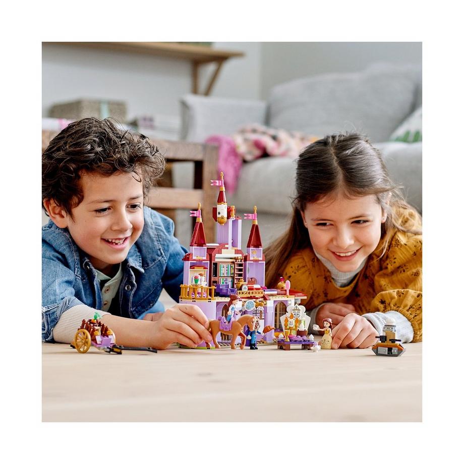 LEGO®  43196 Il Castello di Belle e della Bestia 
