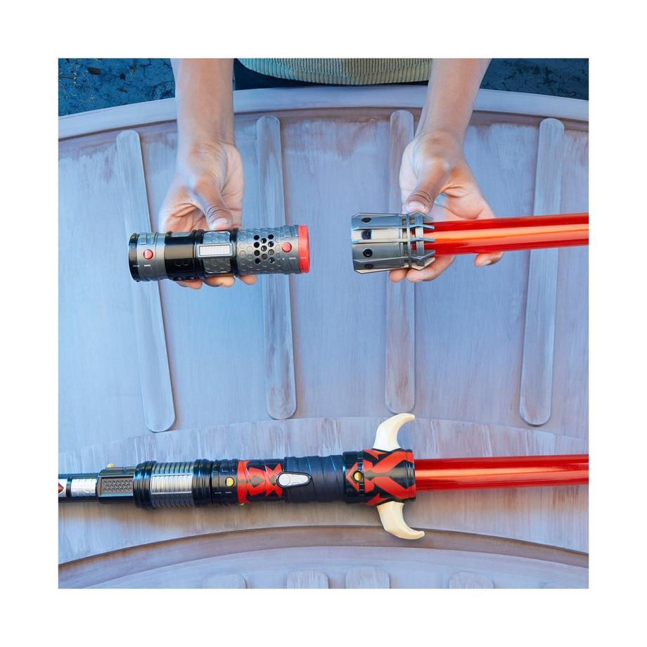 Hasbro  Star Wars Elektronisches Lichtschwert, Darth Maul 