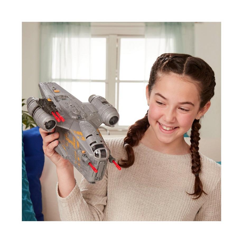 Hasbro  Star Wars Mission Fleet The Mandalorian The Child Razor Crest 