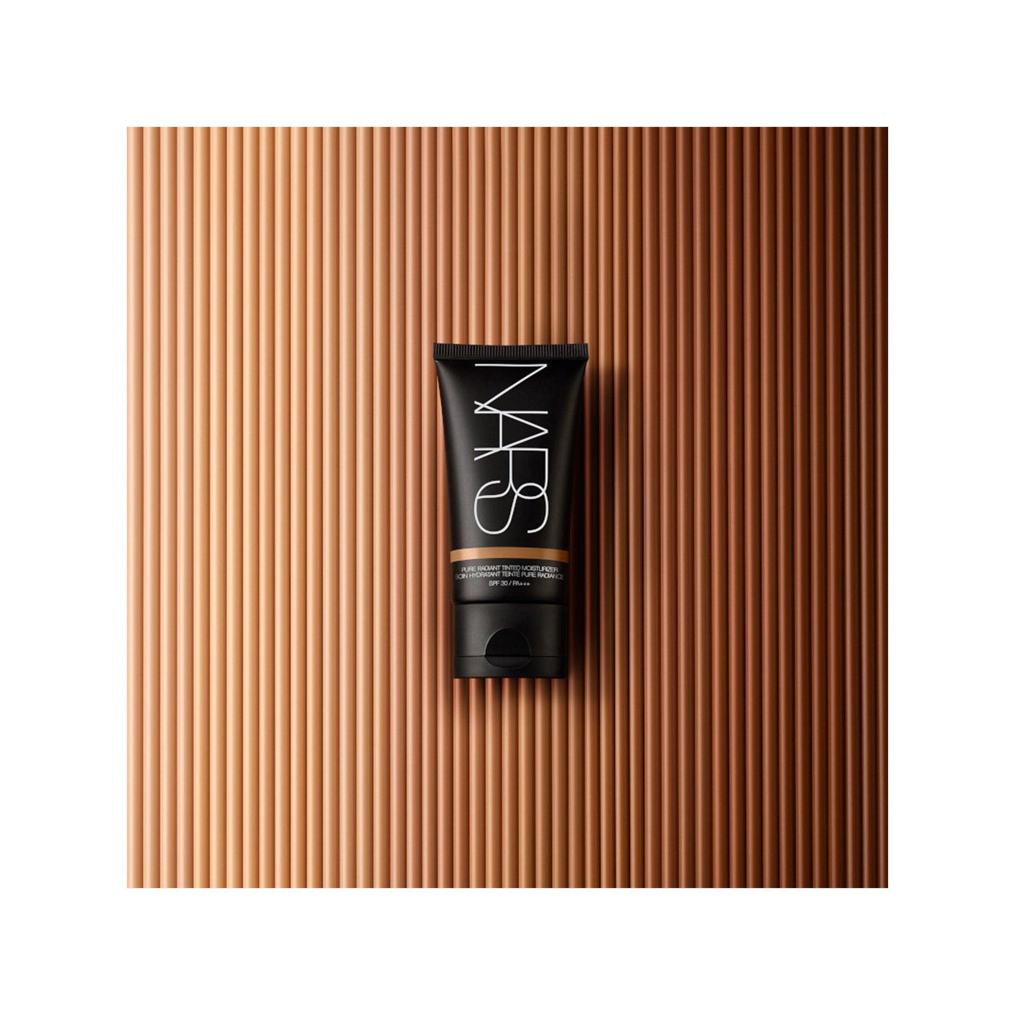 Nars Pure Radiant Tinted Moisturizer  