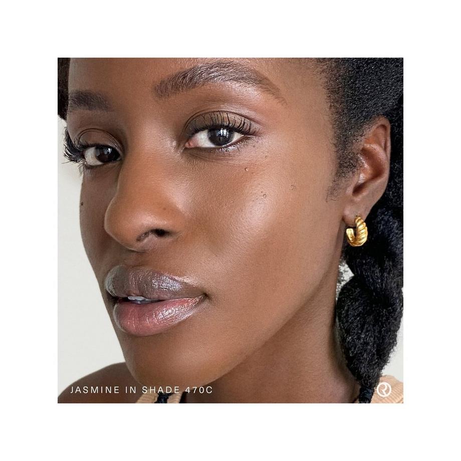 RARE BEAUTY Liquid Touch Brightening Concealer  