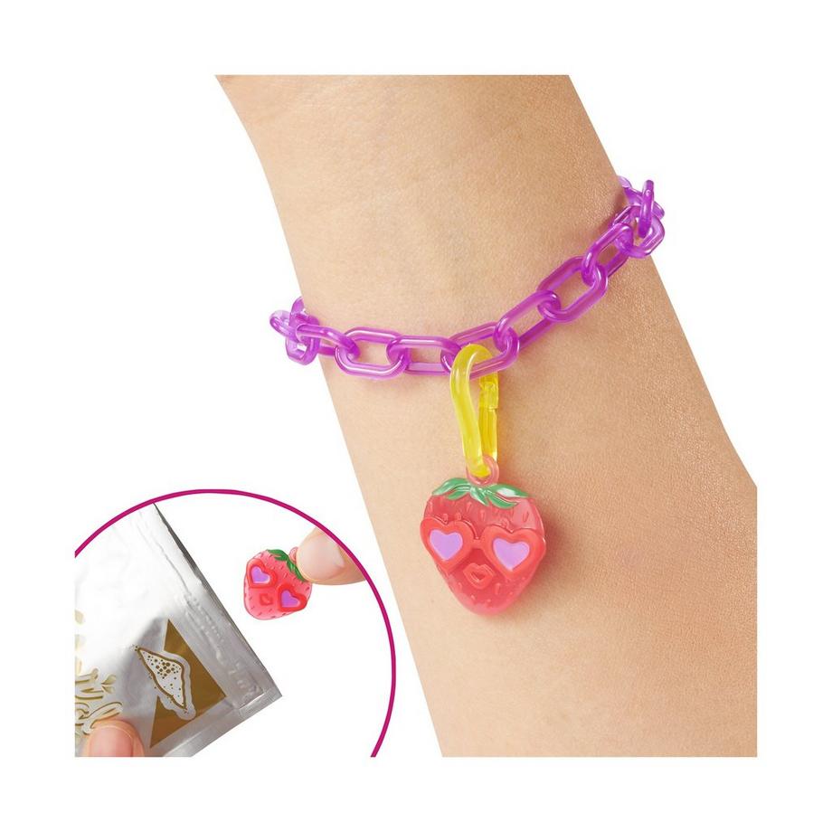 Barbie   Color Reveal Foam Reveal Strawberry 