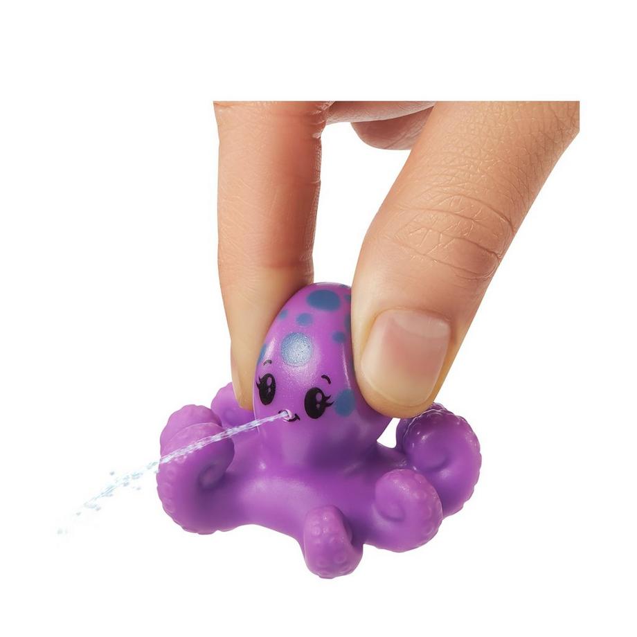 Barbie   Color Reveal Foam Reveal Strawberry 