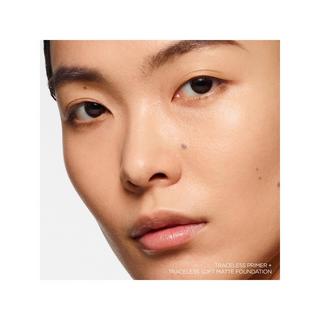 TOM FORD  Traceless Soft Matte Primer 