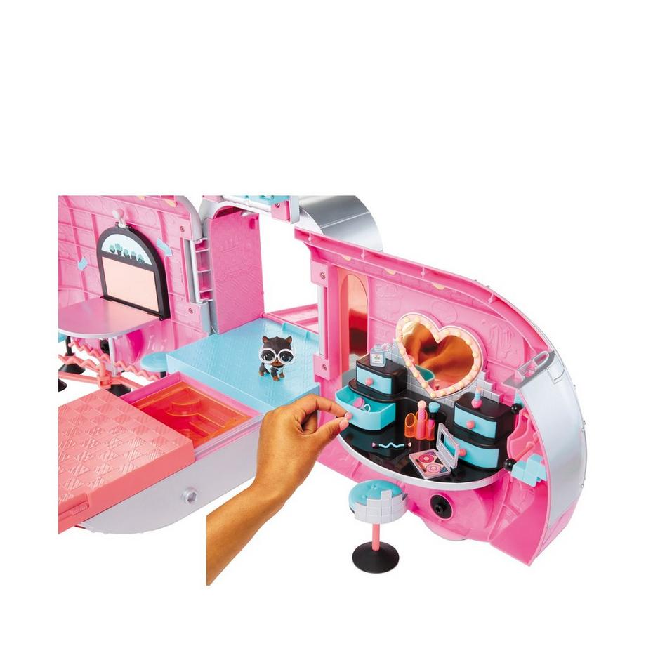 MGA  L.O.L. Surprise OMG Glamper, Paquet surprise 