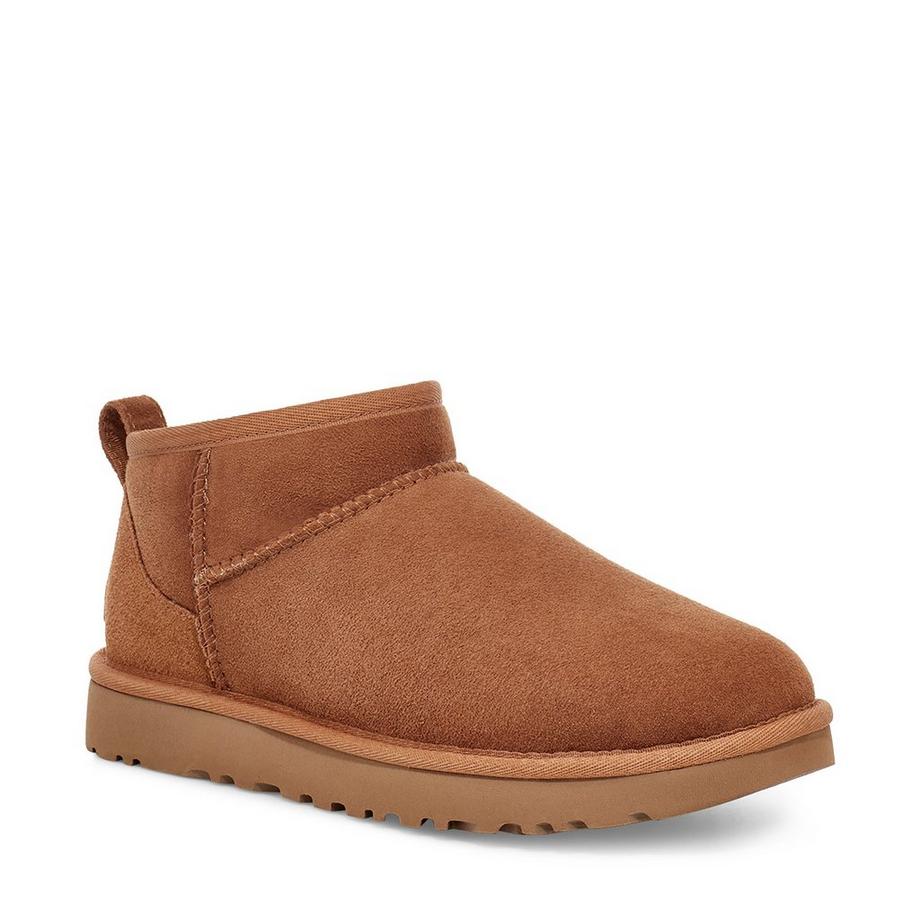 UGG CLASSIC ULTRA MINI Stivale 