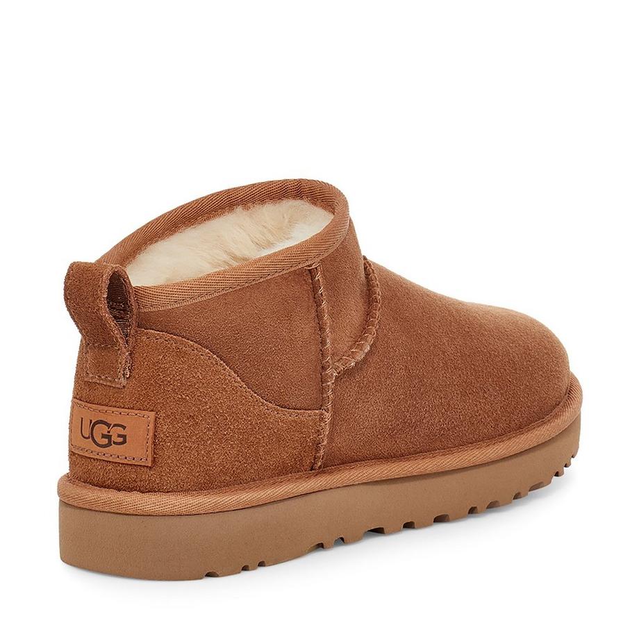 UGG CLASSIC ULTRA MINI Stivale 