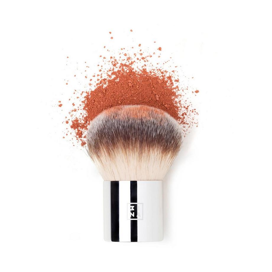 3INA The Kabuki Brush  The Kabuki Brush  