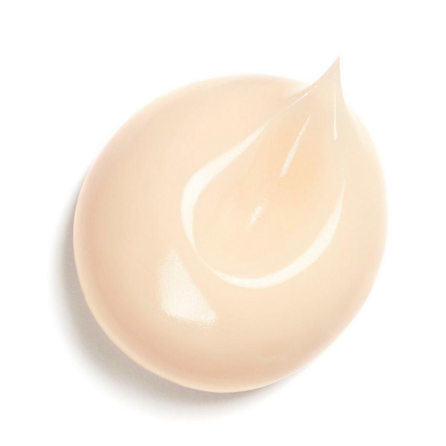 CHANEL SUBLIMAGE LA CRÈME CORPS ET DÉCOLLETÉ REGENERIERENDE UND LEUCHTKRAFT VERSTÄRKENDE KÖRPERCREME  