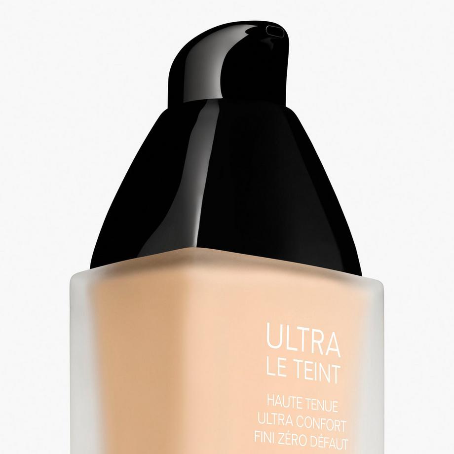 CHANEL ULTRA LE TEINT FLUIDE HAUTE TENUE - ULTRA CONFORT - FINI ZÉRO DÉFAUT 