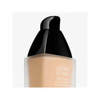 CHANEL ULTRA LE TEINT FLUID-FOUNDATION ULTRA-LANGER HALT - MAXIMALER TRAGEKOMFORT - MAKELLOSES FINISH 