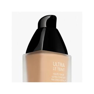 CHANEL ULTRA LE TEINT FLUID-FOUNDATION ULTRA-LANGER HALT - MAXIMALER TRAGEKOMFORT - MAKELLOSES FINISH 