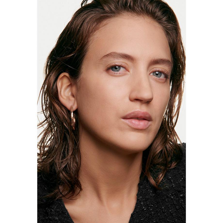 CHANEL ULTRA LE TEINT FLUIDE FONDOTINTA FLUIDO - LUNGA TENUTA - ULTRA-CONFORT - RISULTATO IMPECCABILE 