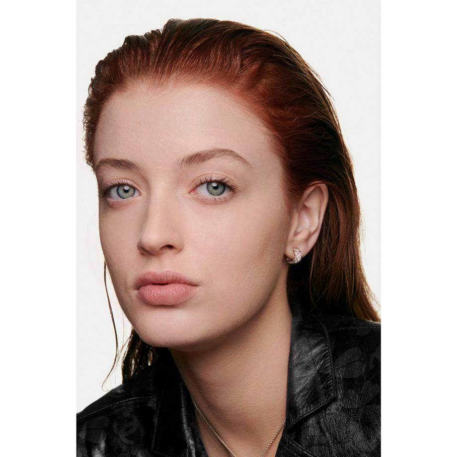 CHANEL ULTRA LE TEINT FLUIDE HAUTE TENUE - ULTRA CONFORT - FINI ZÉRO DÉFAUT 