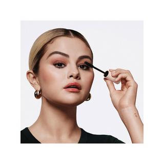 RARE BEAUTY Perfect strokes universal - Mascara volumizzante  