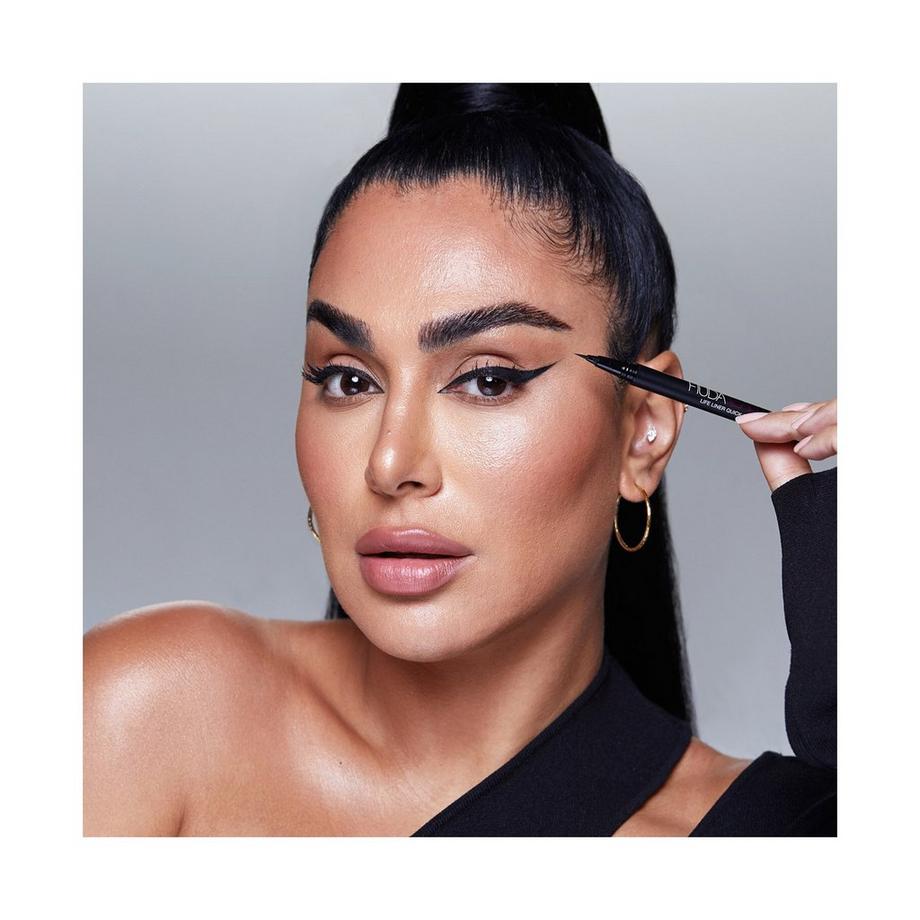 Huda Beauty LIFE LINER Life Liner Quick N'easy 
