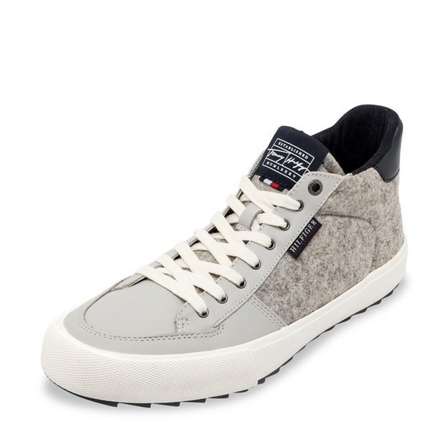 TOMMY HILFIGER Vulc Felt Chukka Sneakers, High Top 