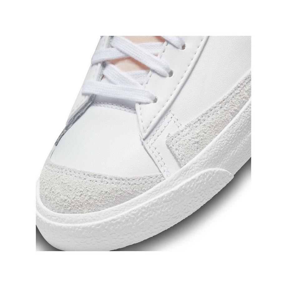 NIKE Wmns Blazer Mid '77 Sneakers basse 