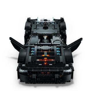 LEGO  42127 La Batmobile™ de Batman 