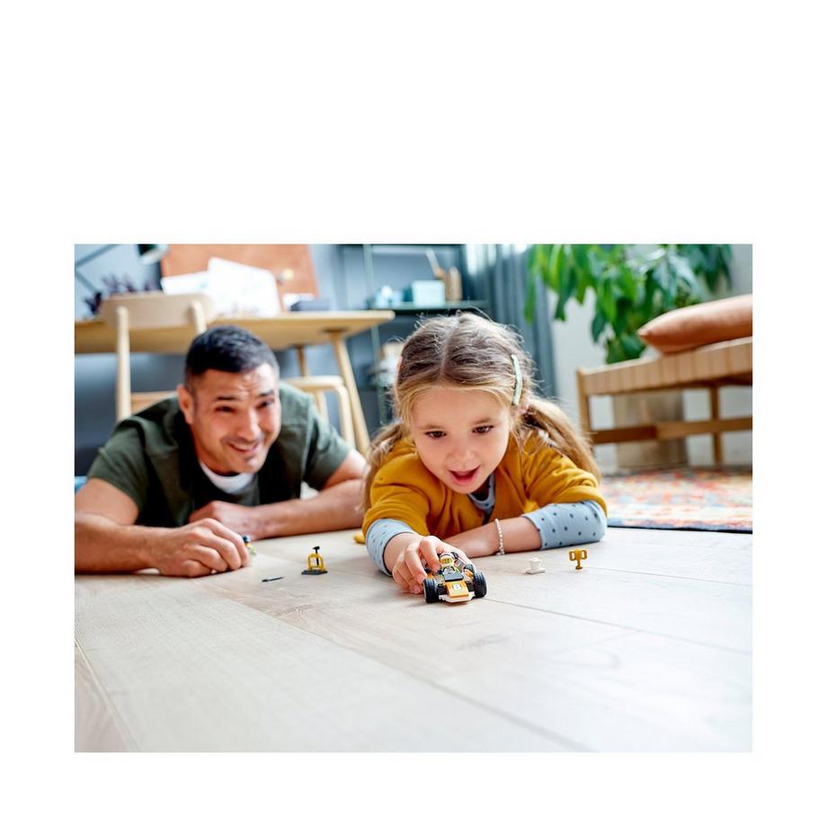 LEGO®  60322 La voiture de course 