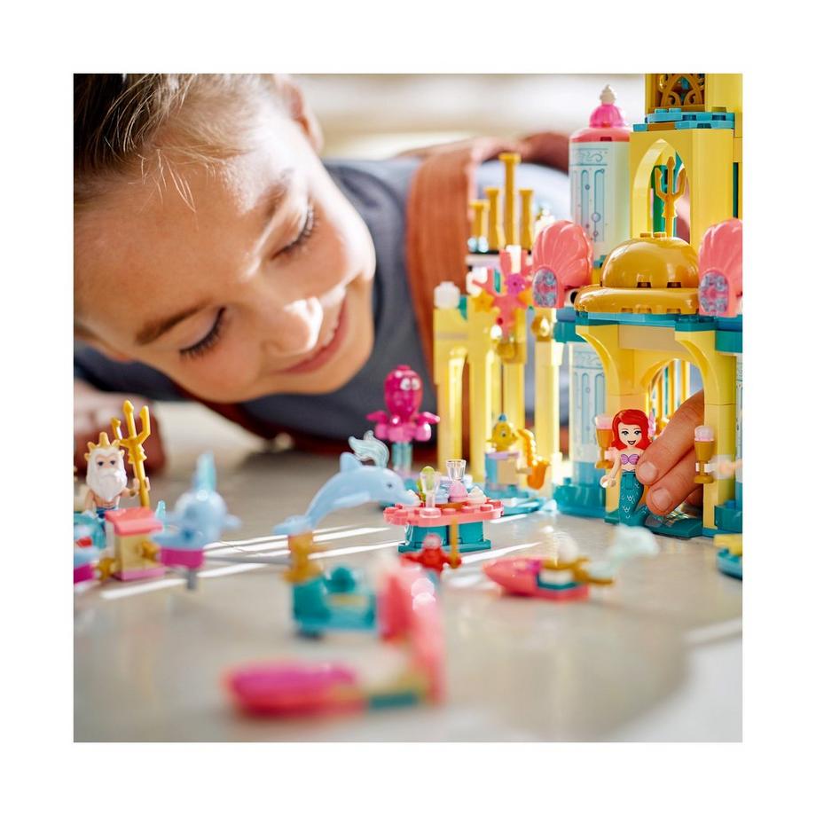 LEGO®  43207 Il palazzo sottomarino di Ariel 