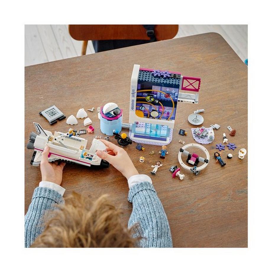 LEGO®  41713 L’accademia dello spazio di Olivia 