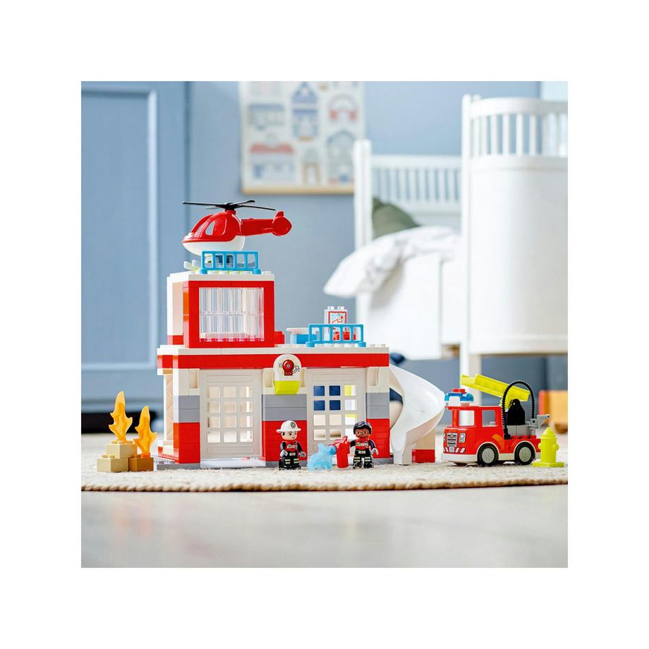 LEGO®  10970 Caserma dei Pompieri ed elicottero 
