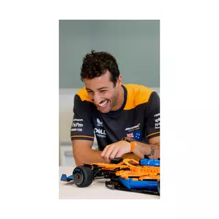 LEGO  42141 McLaren Formel 1™ Rennwagen Multicolor