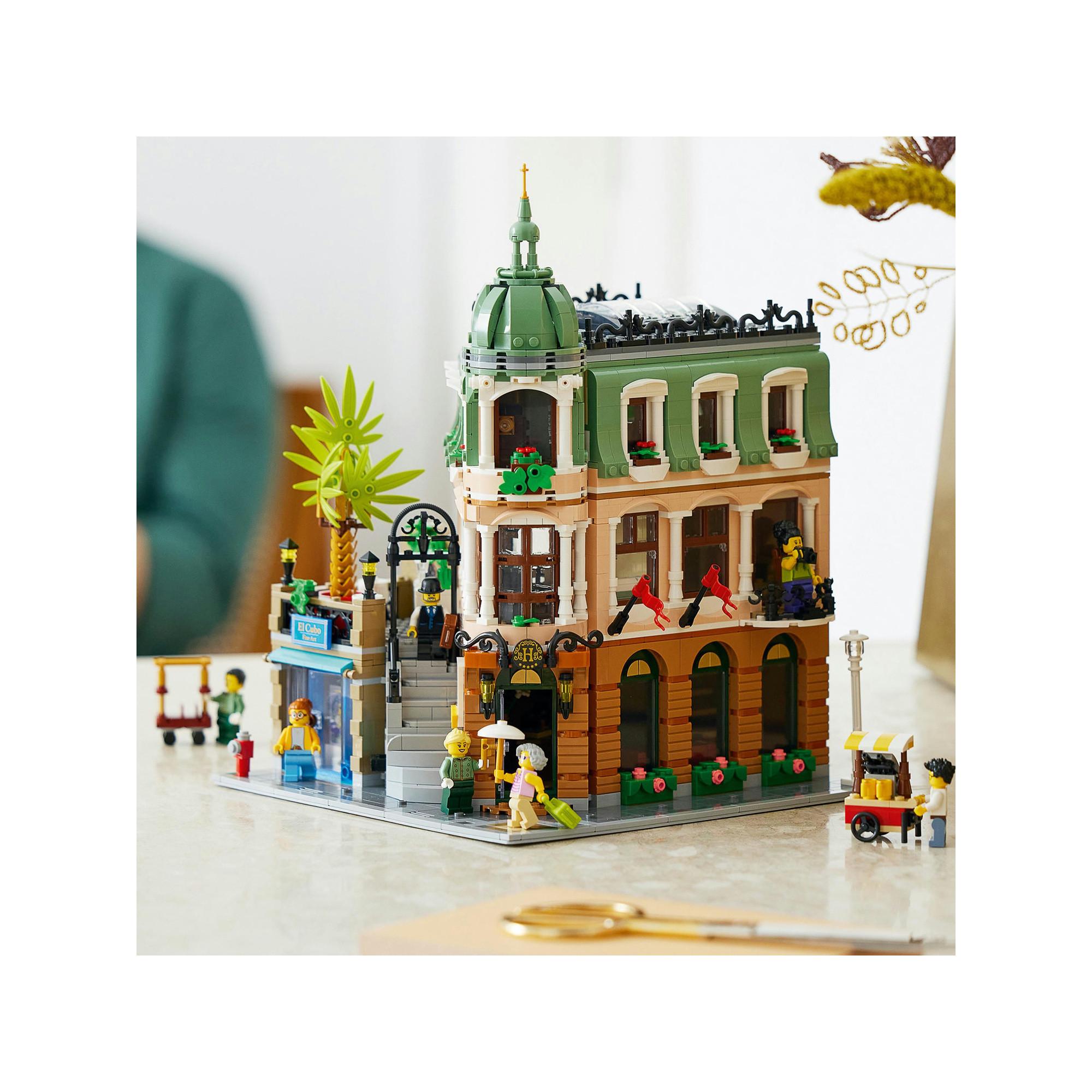 LEGO®  10297 Boutique-Hotel 