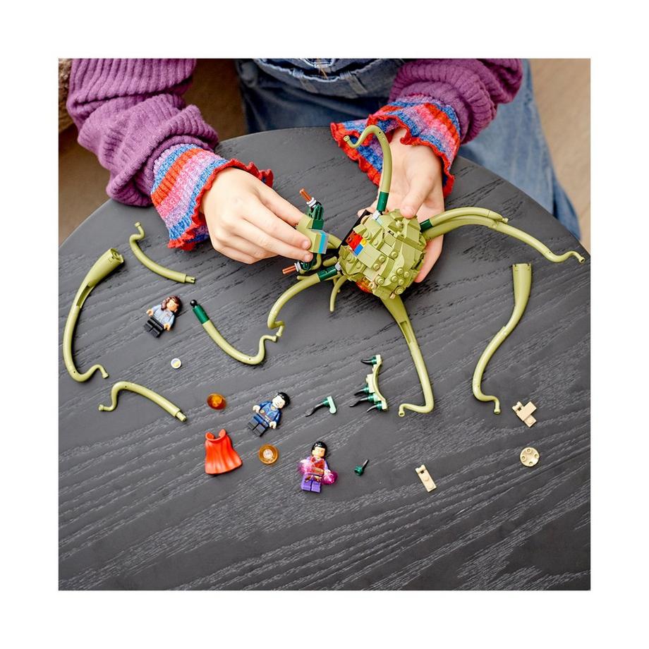 LEGO®  76205 Gargantos Showdown 