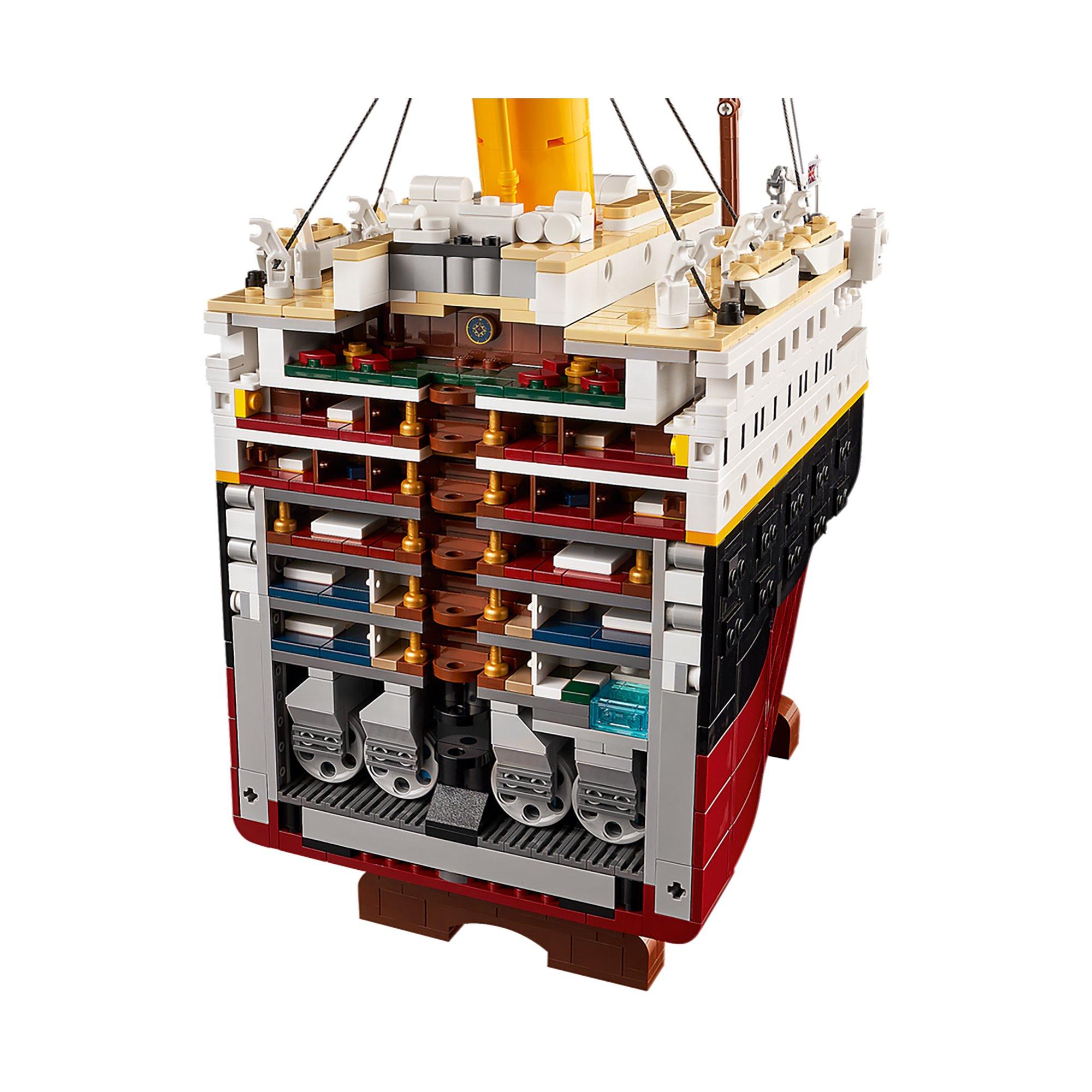 LEGO®  10294 Titanic 