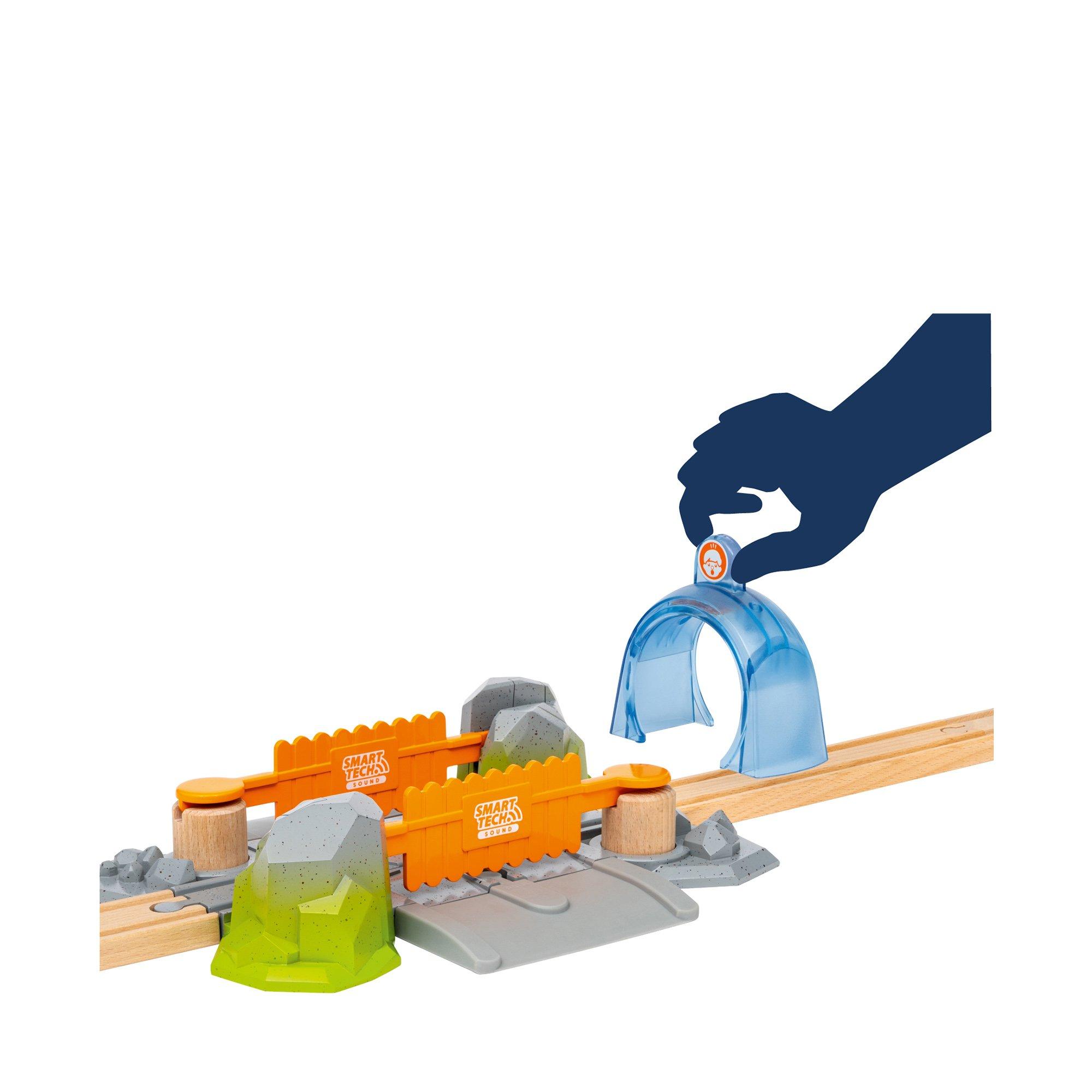 BRIO  Danger Crossing (Smart Tech Sound) 