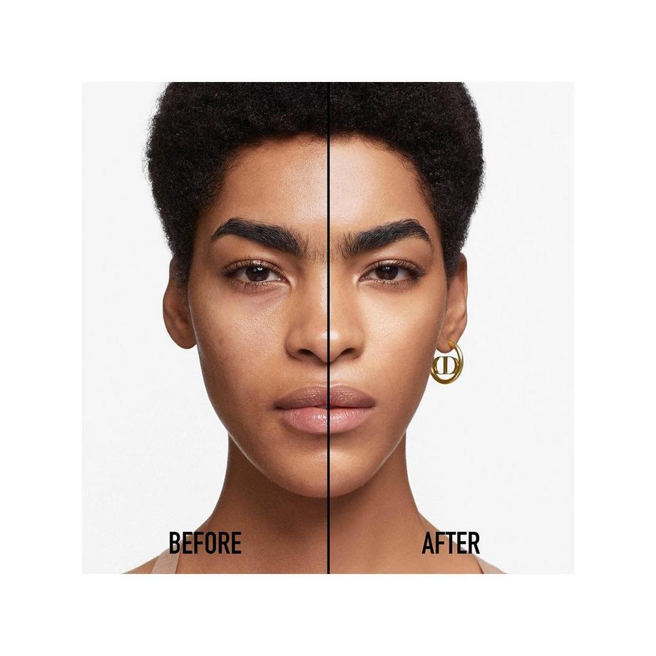 Dior Forever Skin Glow Foundation Fondotinta radioso per 24 ore di idratazione 