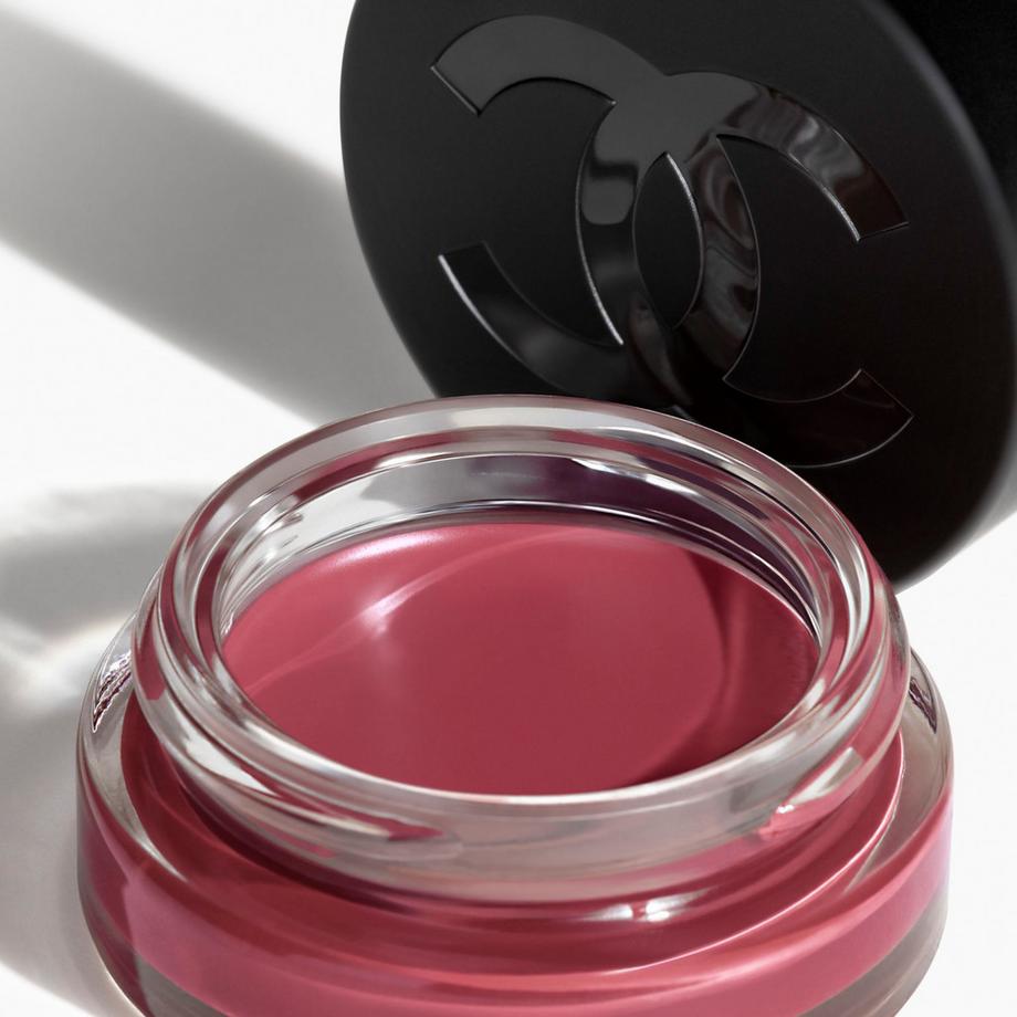CHANEL N°1 DE CHANEL BALSAM FÜR LIPPEN UND WANGEN SCHENKT FARBE – NÄHRT – POLSTERT AUF 