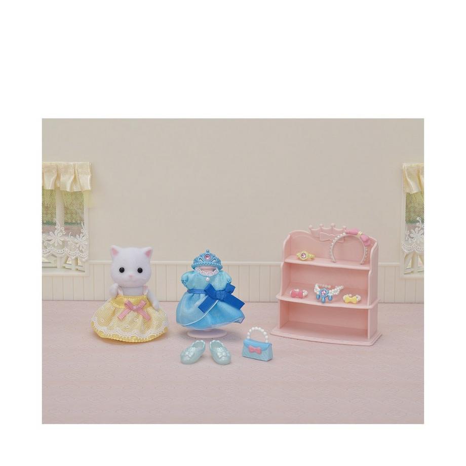 Sylvanian Families  La fille chat persan et sa panoplie de princesse 