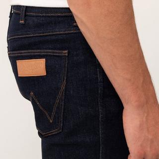 Wrangler Greensboro Regular Straight Fit Jeans  