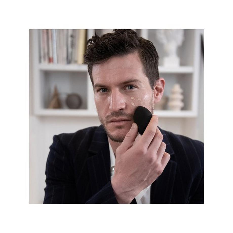 WAR PAINT FOUNDATION Tinted Moisturiser 