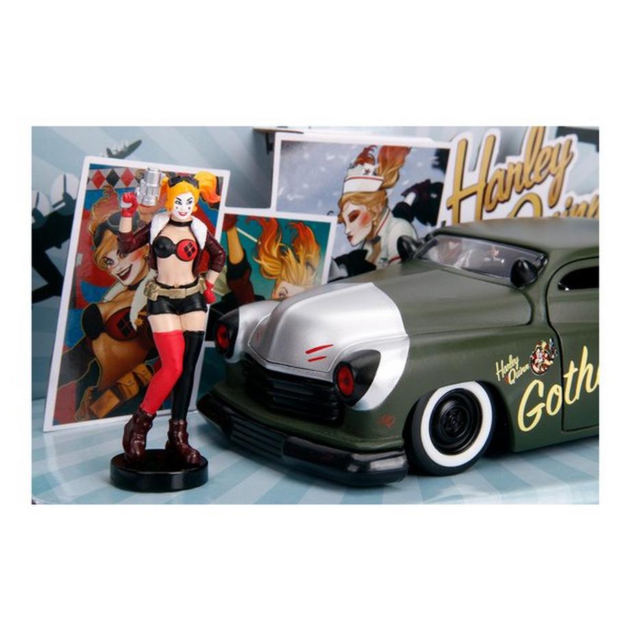 JADA  DC Comics Bombshells Harley Quinn 1:24 