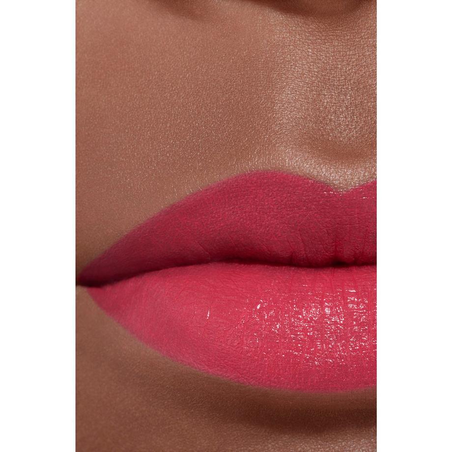 CHANEL ROUGE ALLURE L'EXTRAIT  LE ROUGE HAUTE INTENSITÉ. EXTRAIT DE LUMIÈRE ET DE SOIN. RECHARGEABLE 