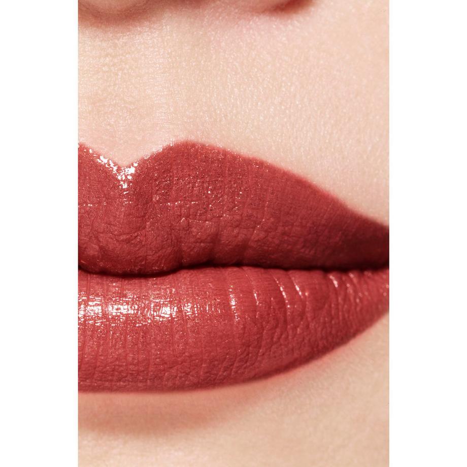 CHANEL ROUGE ALLURE L'EXTRAIT  FARBINTENSIVER LIPPENSTIFT. KONZENTRIERTE LEUCHTKRAFT & PFLEGE 