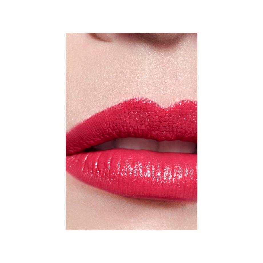 CHANEL ROUGE ALLURE L'EXTRAIT  LE ROUGE HAUTE INTENSITÉ. EXTRAIT DE LUMIÈRE ET DE SOIN. RECHARGEABLE 