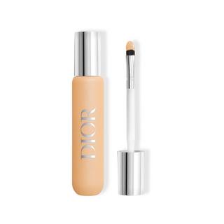 Dior BACKSTAGE Face & Body Flash Perfector Concealer Ultrapräziser Concealer – Hohe Deckkraft – Natürliches Glow Finish – Setzt Sich Nicht In Fältchen Ab – Wasserfest  